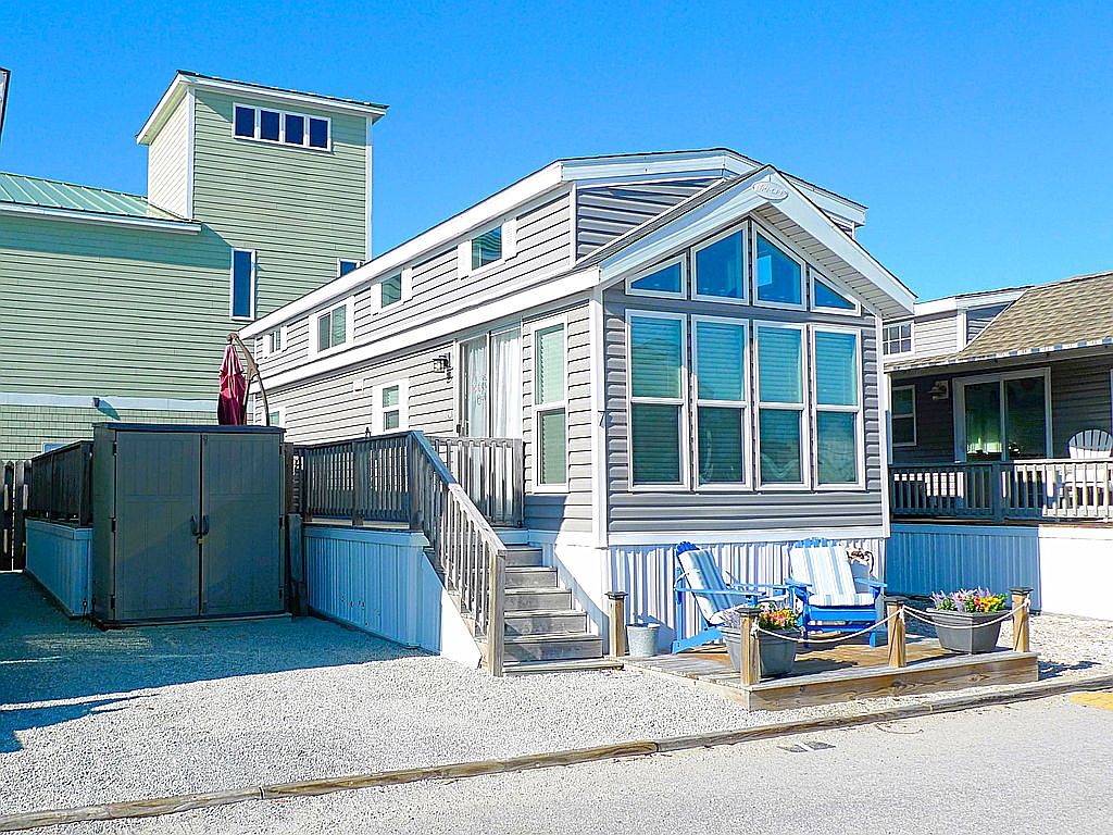 101 Islander Dr #7, Emerald Isle, NC 28594 | Zillow
