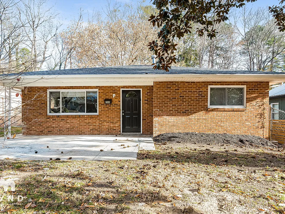 609 Elmira Ave
