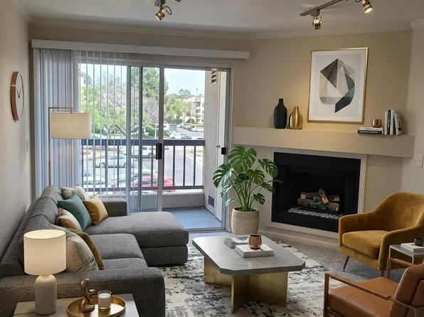 5545 Canoga Ave, Woodland Hills, CA