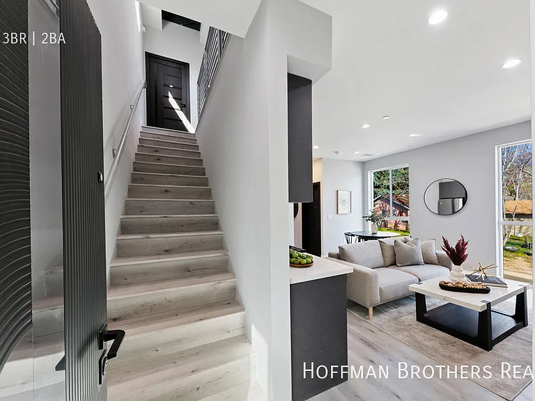 13621 N Fellows Ave #13617 — Photo 11