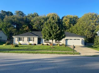 802 Nevelle Ln, Carmel, IN 46032