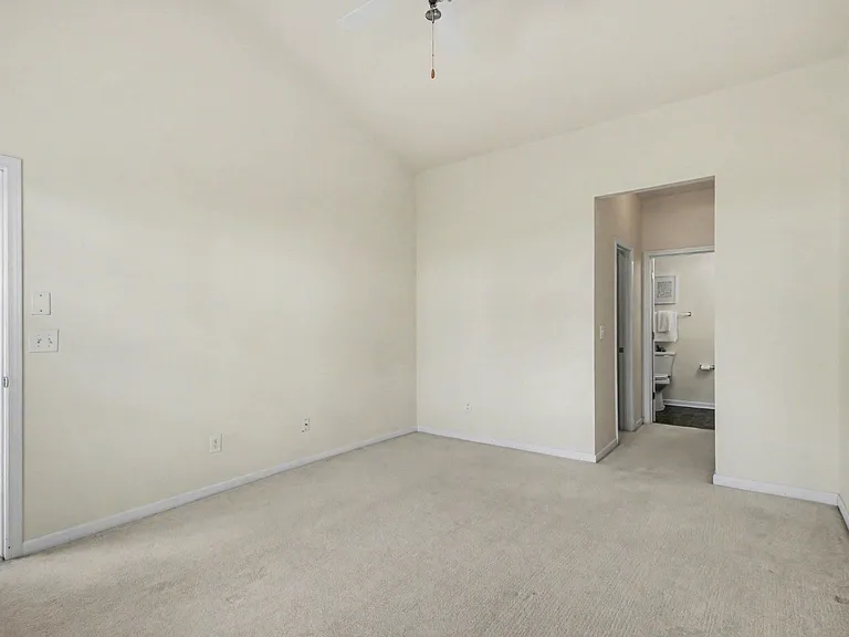 2367 Suwanee Pointe Dr #2367 — Photo 7