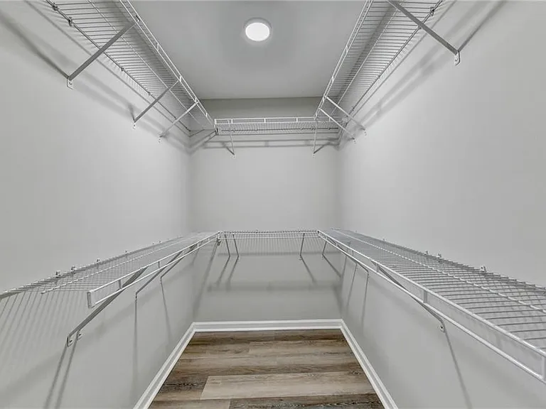 2208 Staunton Dr — Photo 38