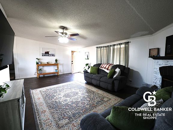 3rd image of 520 W Prospect Ave