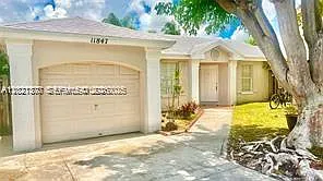 11847 SW 102nd St Photo 1