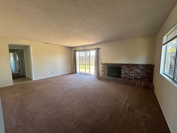 2nd image of 1311 Oceanaire Dr