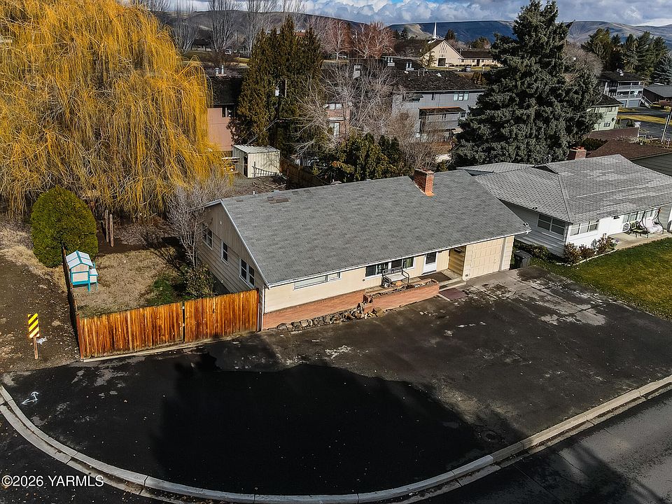 2nd image of 3413 W Lincoln Ave
