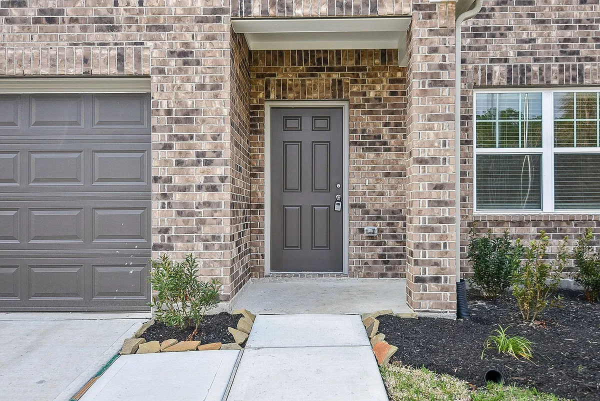Building Photo - 3603 Admiralty Dr