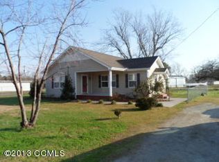 2158 Live Oak St, Beaufort, NC 28516