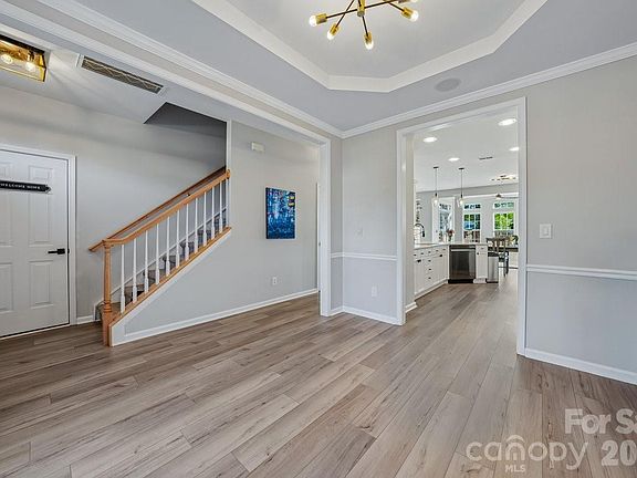 5th image of 2120 Mondo Ln