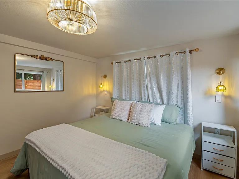 19225 Forest Park Dr NE — Photo 10