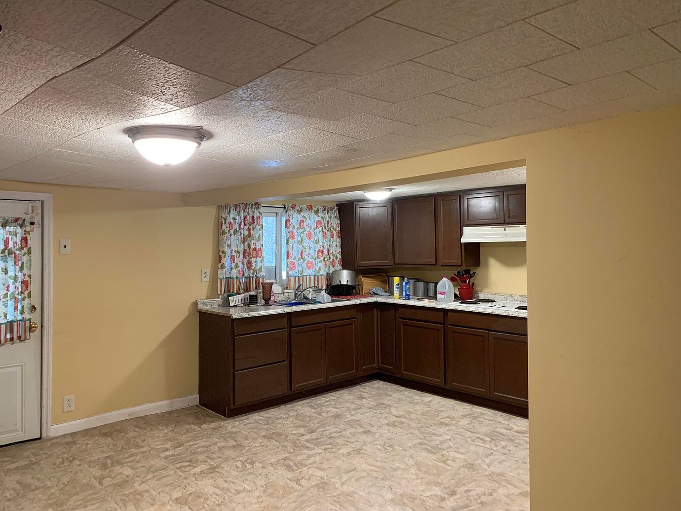 Circa 1941 Handyman Special in Eastern Kentucky on 25 Acres Under 80K Old Houses Under 100K