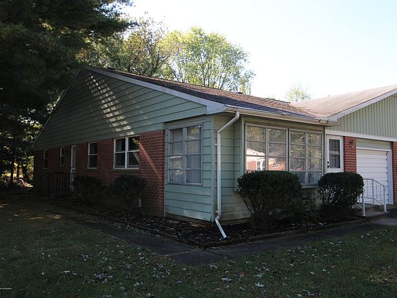 2nd image of 4 Mason Lane #A