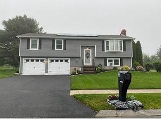 66 Spruceland Rd, Enfield, CT 06082