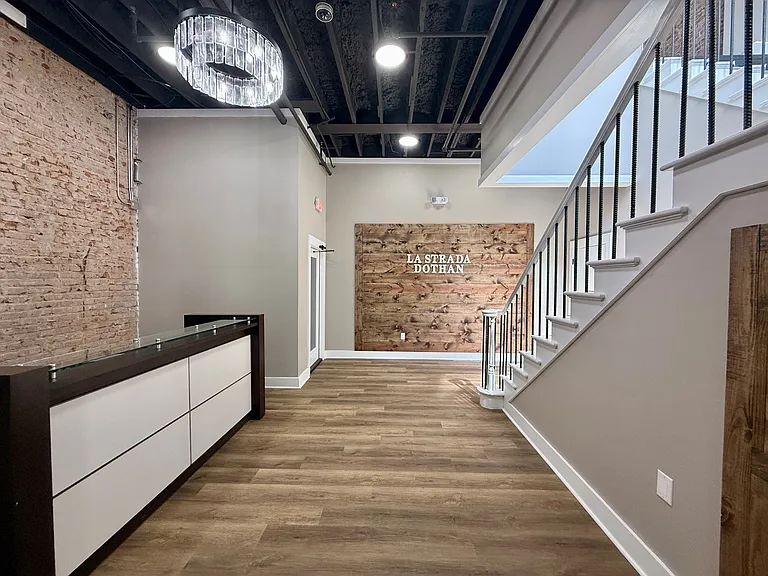 151 W Main St #5 — Photo 8