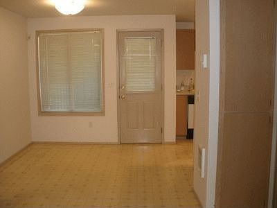 2nd image of 620 27th Ave SE APT C