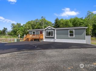 1303 30th St #8, Seaview, WA 98644