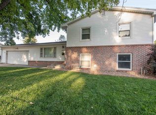 4007 E Ave, Kearney, NE 68847