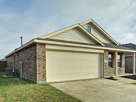 2nd image of 1106 Lady Bird St