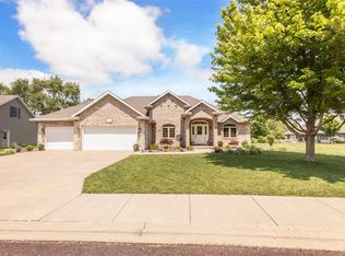 1309 Alexandra Way, Pekin, IL 61554