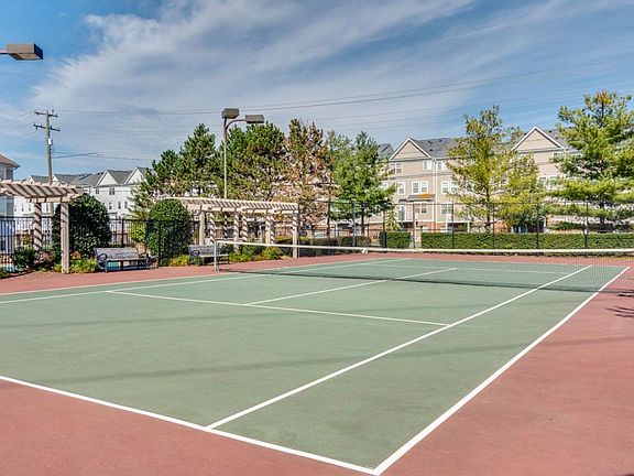 4th image of 13690 Legacy Cir #614-H