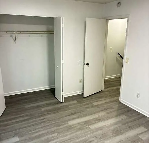 5640 Ansley St #103 — Photo 15