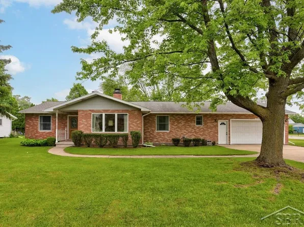 4491 E Park Dr, Bay City, MI 48706