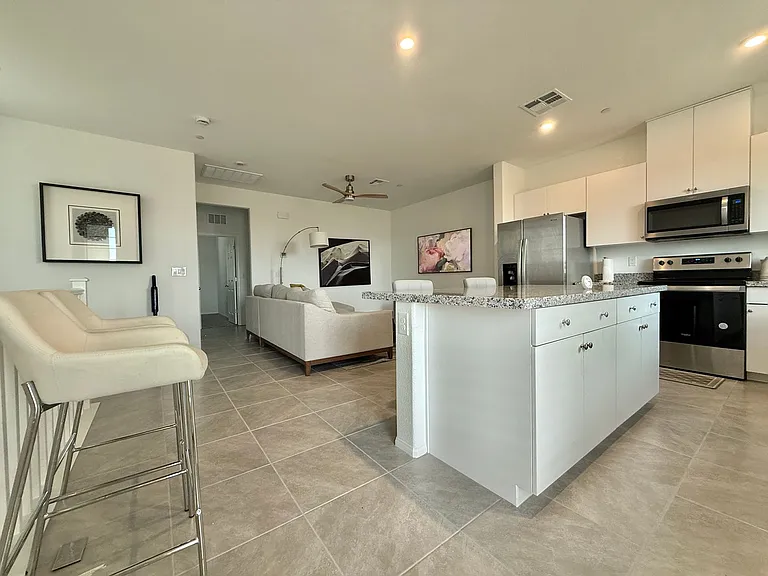 5672 Beguiling Falls St — Photo 5