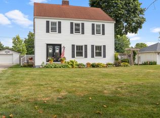 816 E Rochester St, Akron, IN 46910