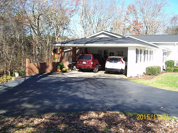 5th image of 117 Oak Grove Dr