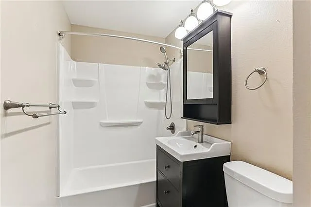 2909 Ivy Pl — Photo 12