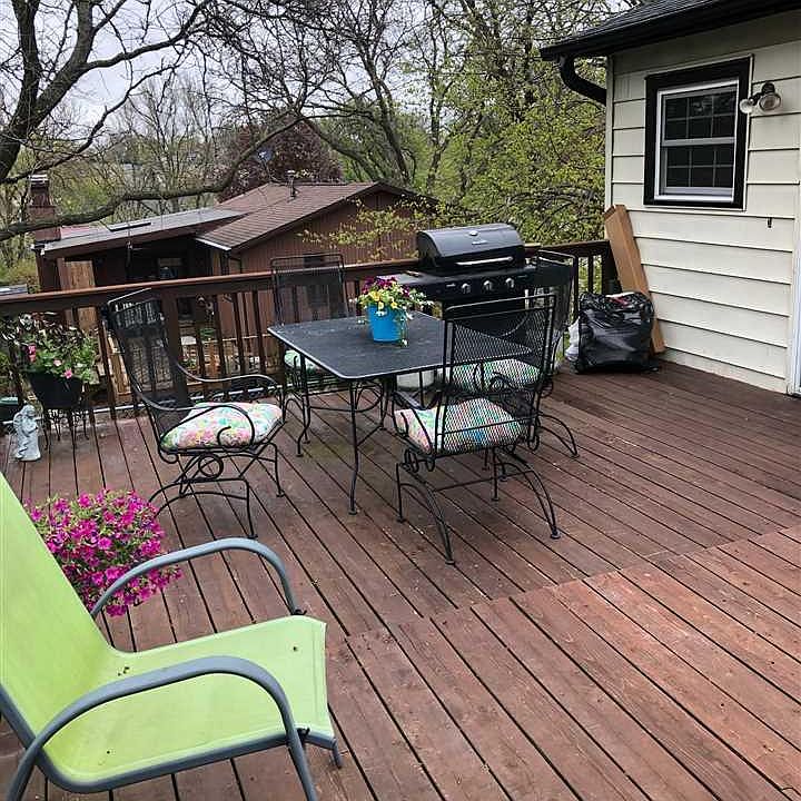 2nd image of 2651 Ogle St