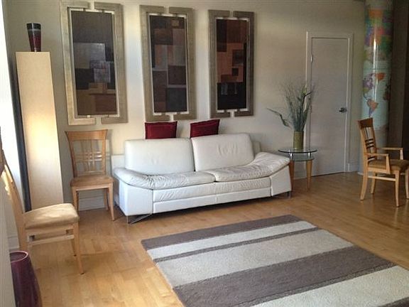 809 livingroom