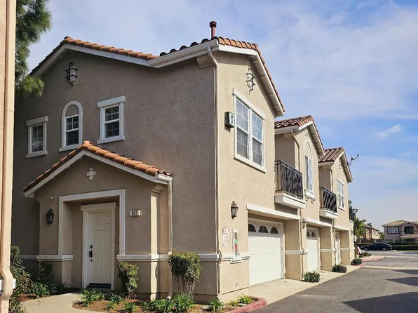 11450 Church St APT 102, Rancho Cucamonga, CA 91730
