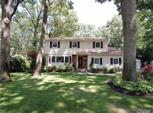 13 Canterbury Blvd, East Setauket, NY 11733