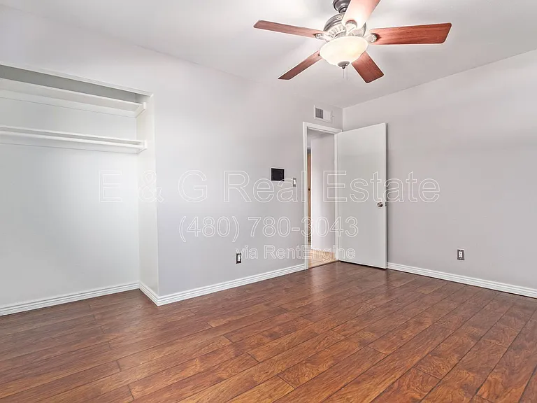 1640 E La Jolla Dr — Photo 23
