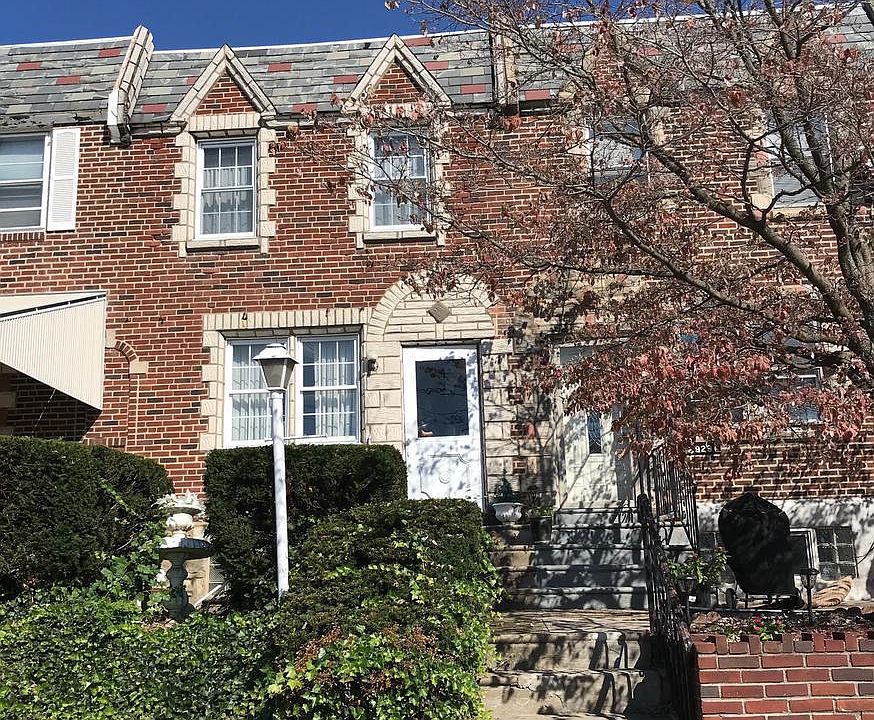 1st image of 2927 Devereaux Ave