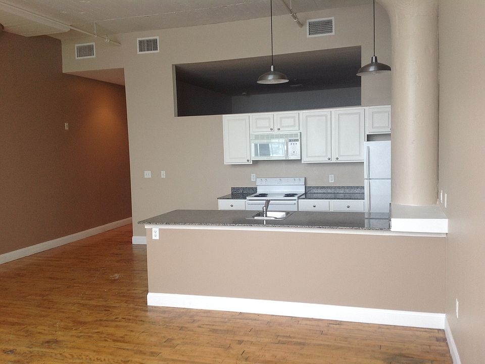 2nd image of 502 Dutton St #502HW