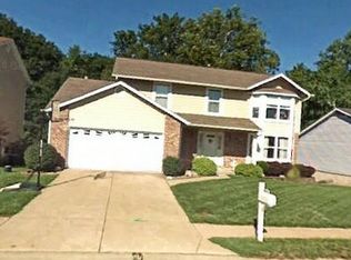 1135 Carrington Dr, Saint Peters, MO 63376