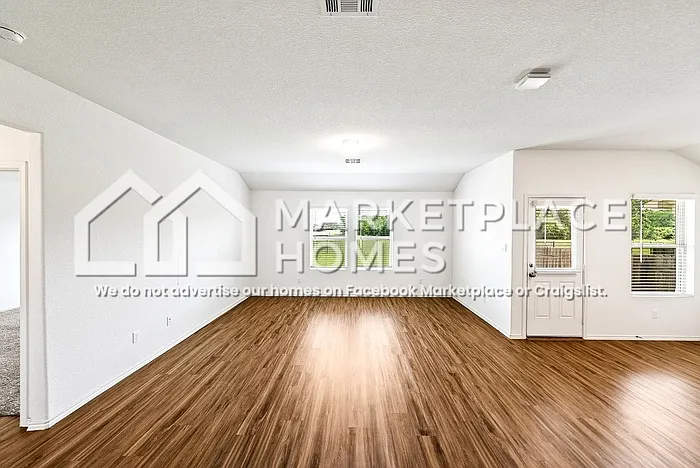 3416 Pauling Loop — Photo 10