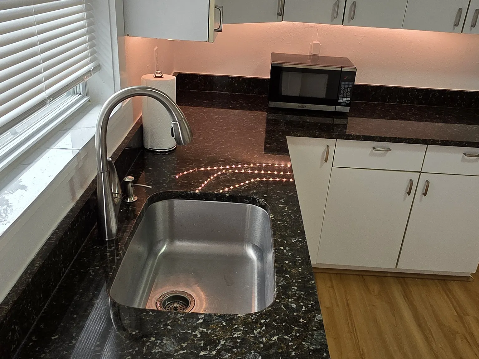 4 bed, 1480 sqft, $3,800 — Photo 4