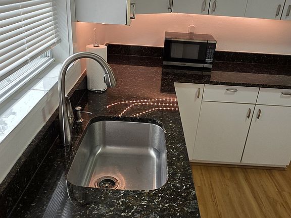 Main Floor Kitchen