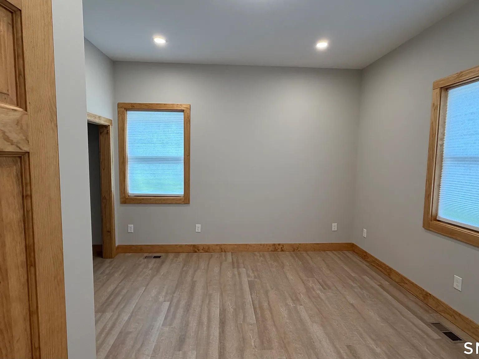 3 bed, 1.0 bath, 840 sqft, $3,250 — Photo 4
