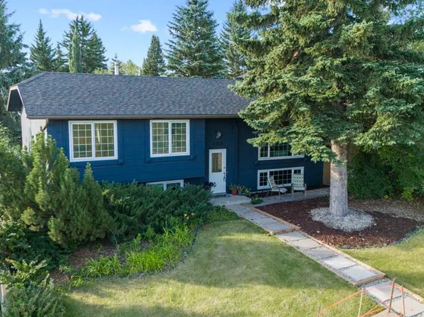 460 NW Parkridge Cres SE, Calgary, AB T2J 5A9