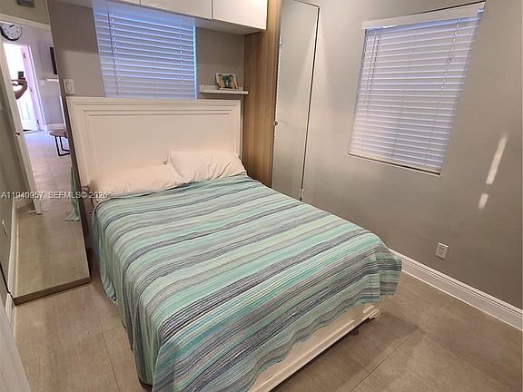 4th image of 321 Hayes St #1-8