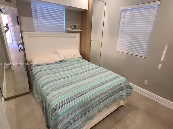 321 Hayes St #1, Hollywood, FL 33019