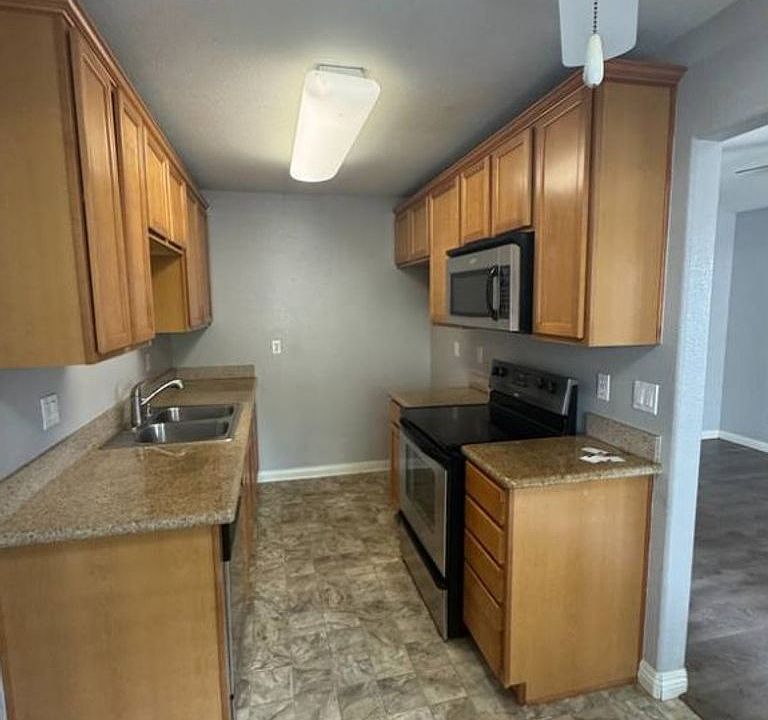 1st image of 2360 Paseo De Laura APT 4