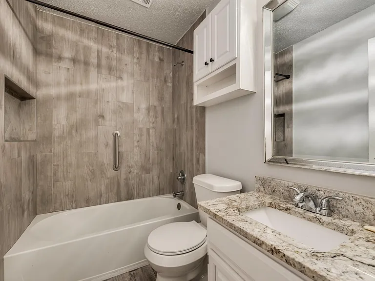 1002 Canary Ln — Photo 13