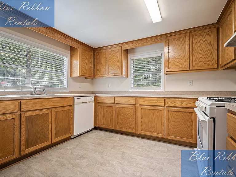 5700 McDonald Rd — Photo 3