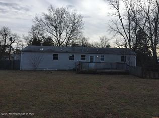 105 Elmwood Dr, Brick, NJ